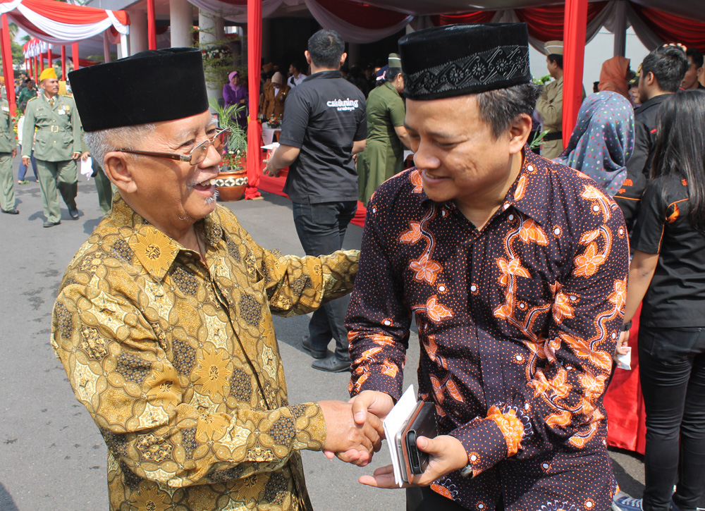 Dewan Penasehat PD Muhammadiyah Kota Surabaya KH. Wahid Syukur bersama Ketua DPD LDII Kota Surabaya H. Akhmad Setiadi, S.Si