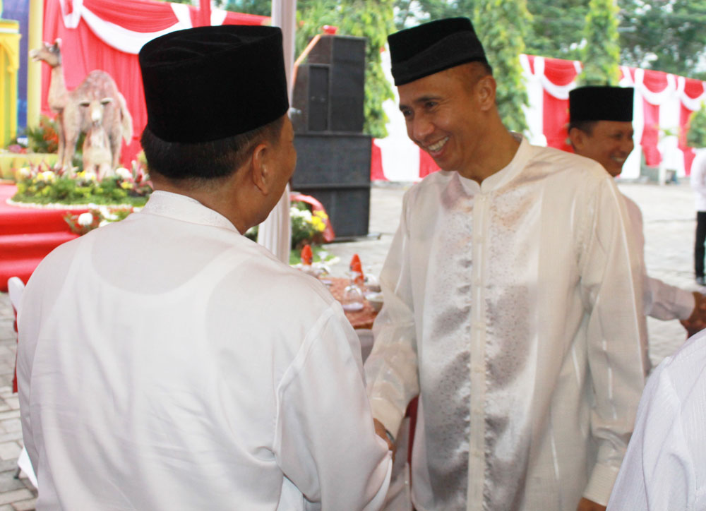 Ketua DPW LDII Jawa Timur Drs. Ec. H. Amien Adhy dan Pangdam V/Brawijya Mayjen TNI Sumardi