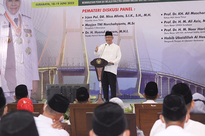 Ketua Umum KH Chriswanto Santoso membuka Diklat Dai LDII Jawa Timur angkatan VII. Dok: KIM LDII Jatim.